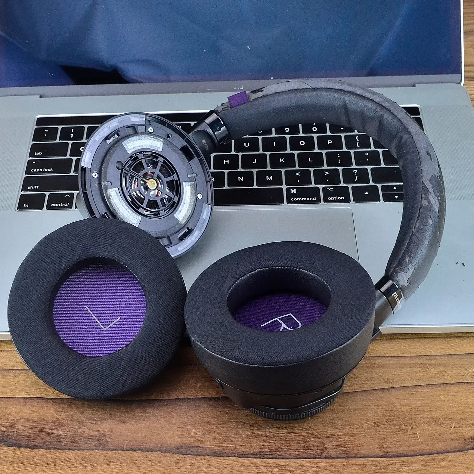 Per Plantronics BackBeat Pro C - Cooling Pillow Gel recensione e prezzo